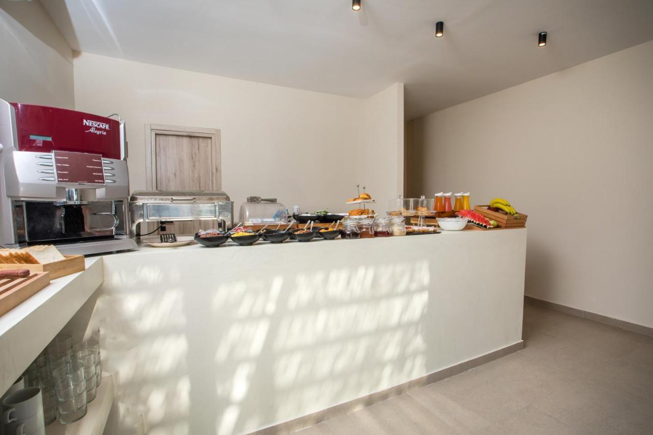 Hotel Atma & 3*
