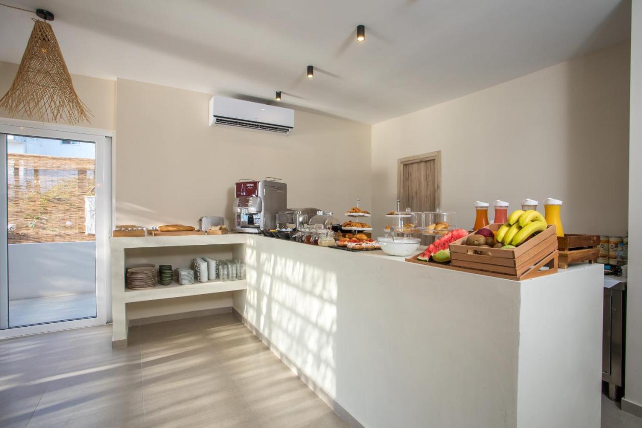 Hotel Atma &