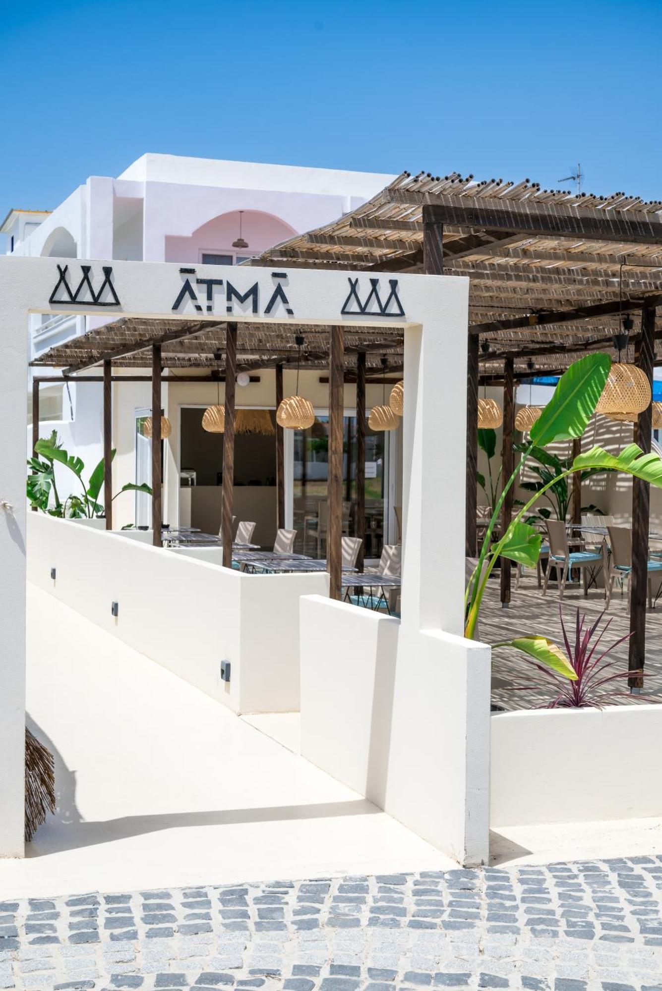 Atma & Hotel 3*