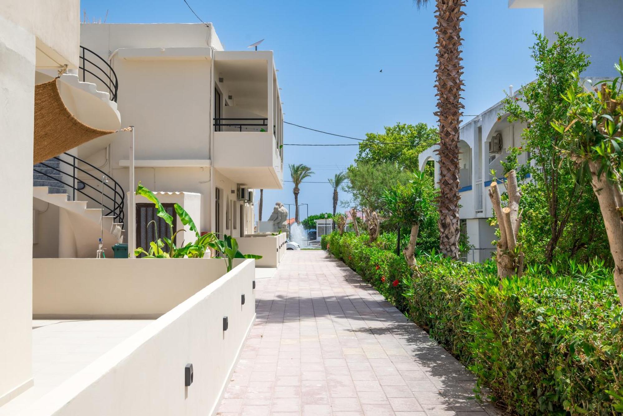 Atma Rooms&suites Hotel 3*